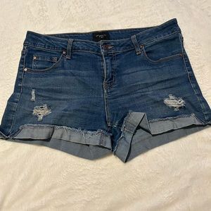 Celebrity Pink shorts